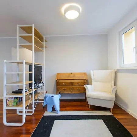 Breath Of The Old Castle Apartment *